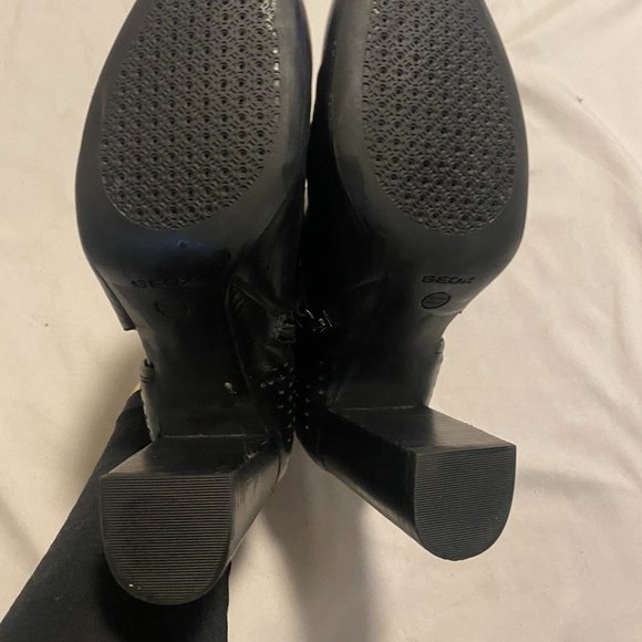 Geox D Audalies Cutout Booties - Picture 6 of 6